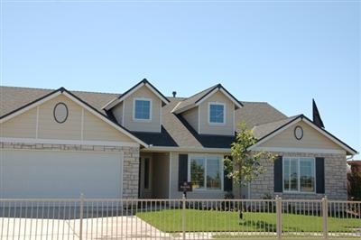 6820 E Fountain Way unit 79, Fresno, CA 93727 - photo 1