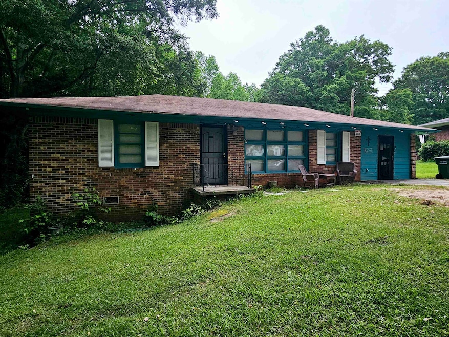 1423 S Broad St, Monroe, GA 30655 - photo 1