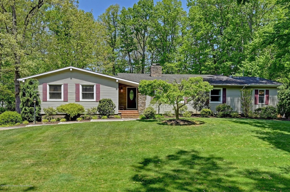 15 Westgate Ct, Colts Neck, NJ 07722 - photo 1