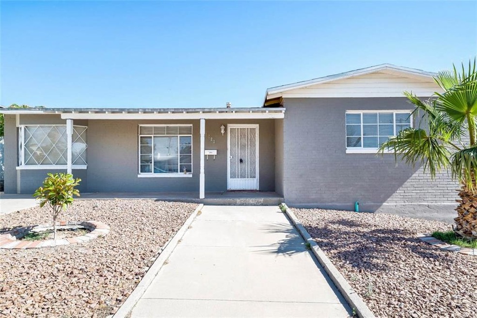 2723 Jefferson Ave, El Paso, TX 79930 - photo 1