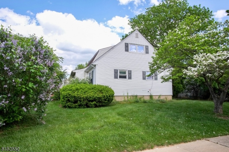 2 Collingswood Place, Flanders, NJ 07836 - photo 1