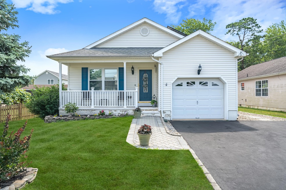 563 Martin Rd 1