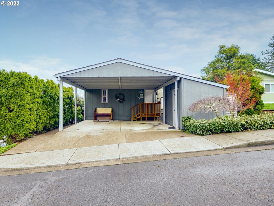 1036 SW Clawson Cir, Troutdale, OR 97060 - photo 1