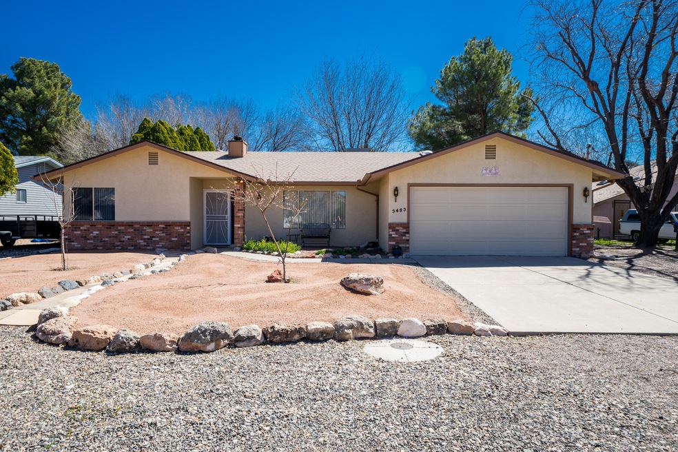 3483 E Sycamore Ln
