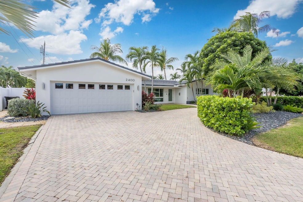 2400 NE 45th St, Lighthouse Point, FL 33064 - photo 1