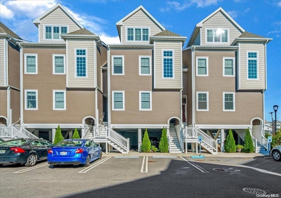 Sold $615,000 • Co-Listing Agent