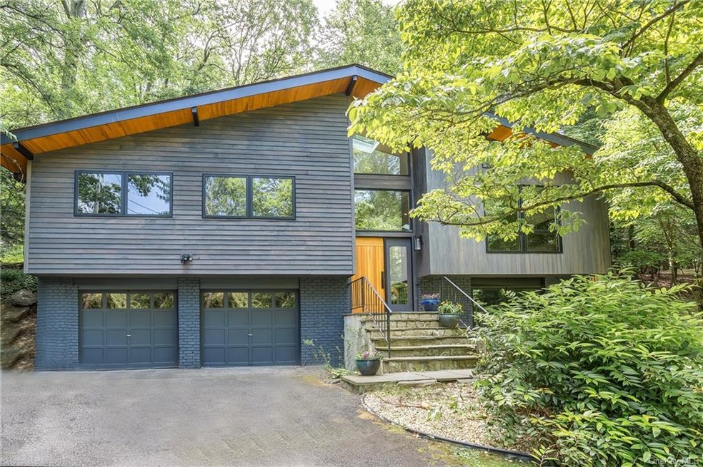 210 Cleveland Dr, Croton On Hudson, NY 10520 - photo 1