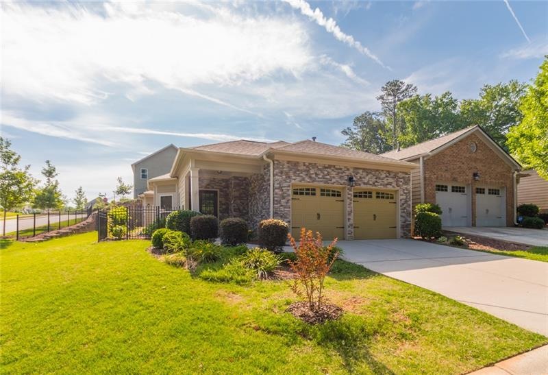 306 Burkwood Ln, Acworth, GA 30102 - photo 1