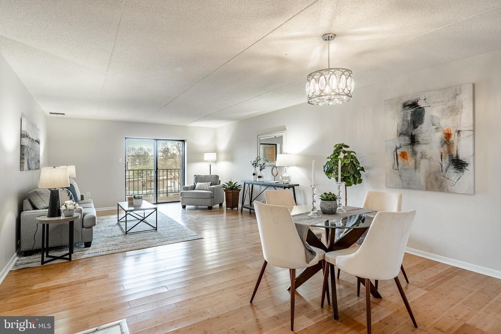 10313 Valley Forge Cir unit 313, King of Prussia, PA 19406 - photo 1