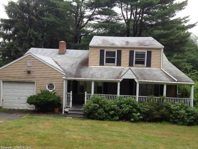 374 Ridgewood Rd, West Hartford, CT 06107 - photo 1