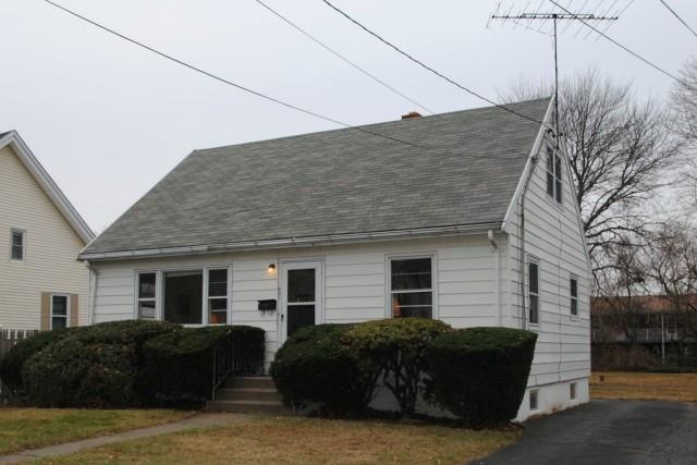 531 Sedgewick Ave, Stratford, CT 06615 - photo 1