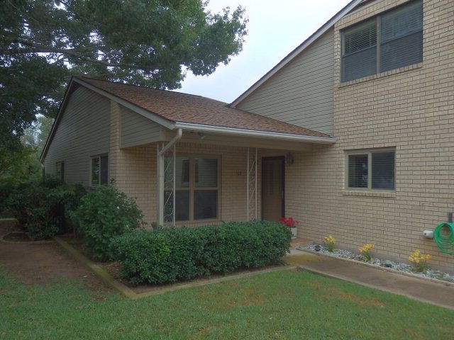 465 Summit Cir, Fredericksburg, TX 78624 - photo 1
