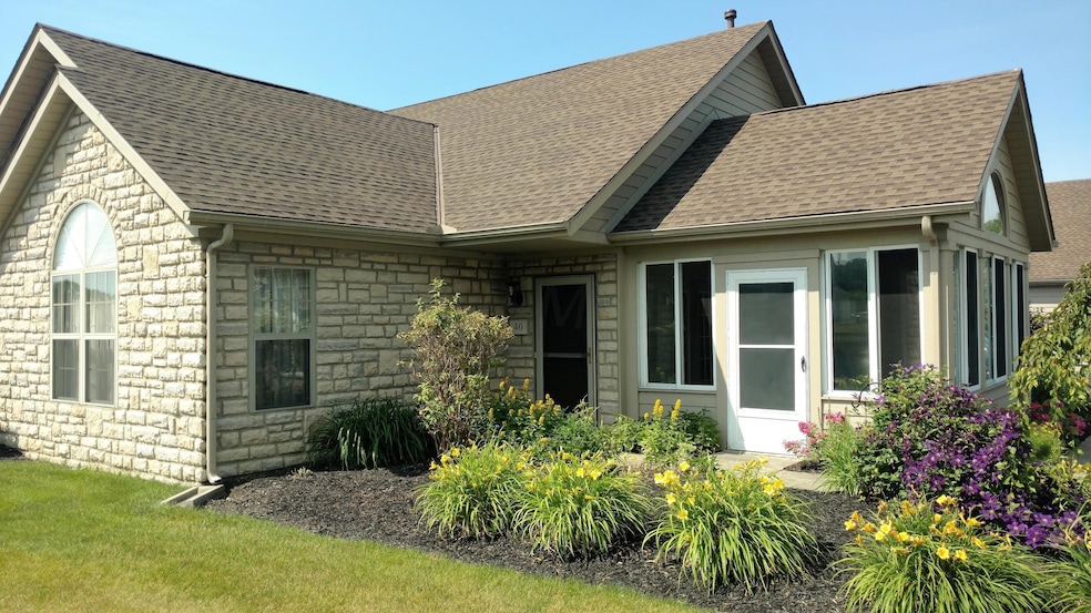 40 Potters Shed Dr unit 140, Reynoldsburg, OH 43068 - photo 1
