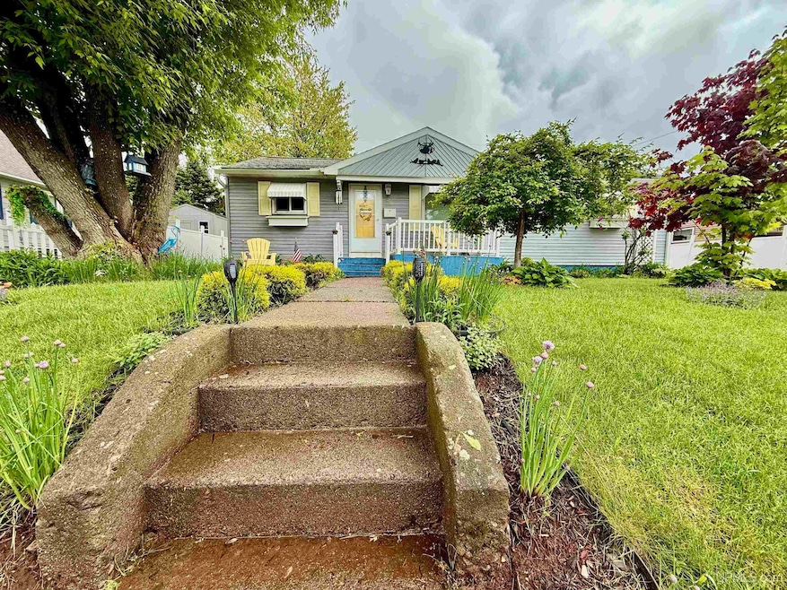 648 Poplar St, Ishpeming, MI 49849 - photo 1