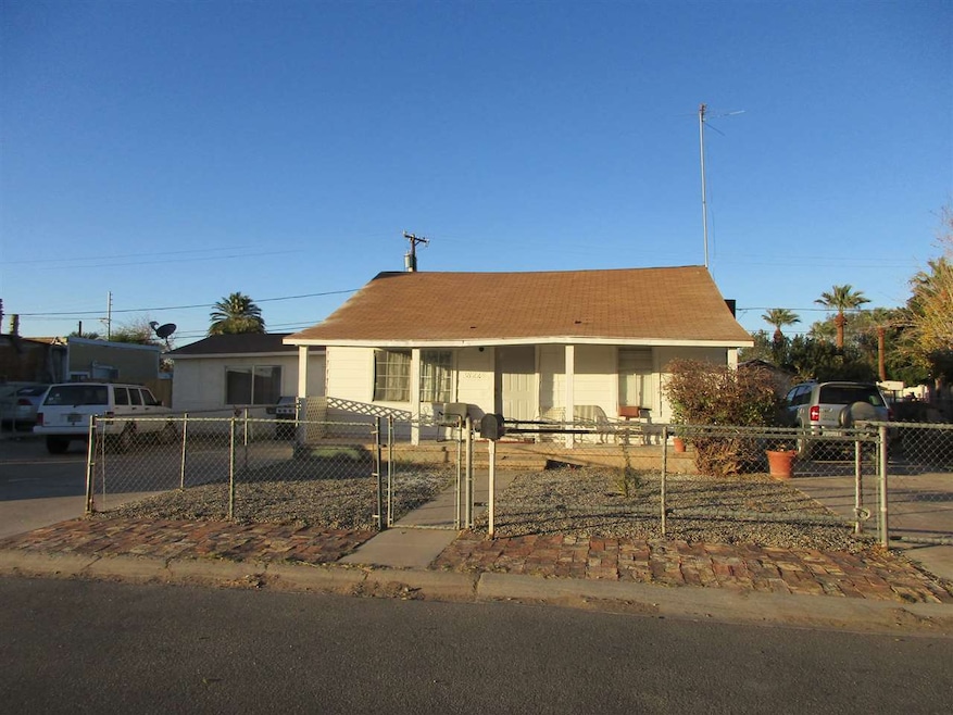 3822 W 3 Place, Yuma, AZ 85364 - photo 1