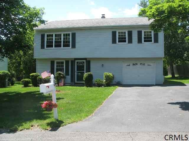 8 Rosemary Dr, Albany, NY 12211 - photo 1