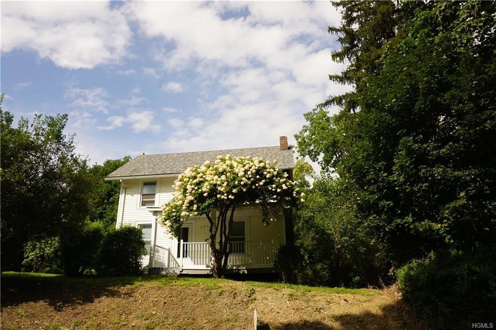 1092 River Rd, Newburgh, NY 12550 - photo 1