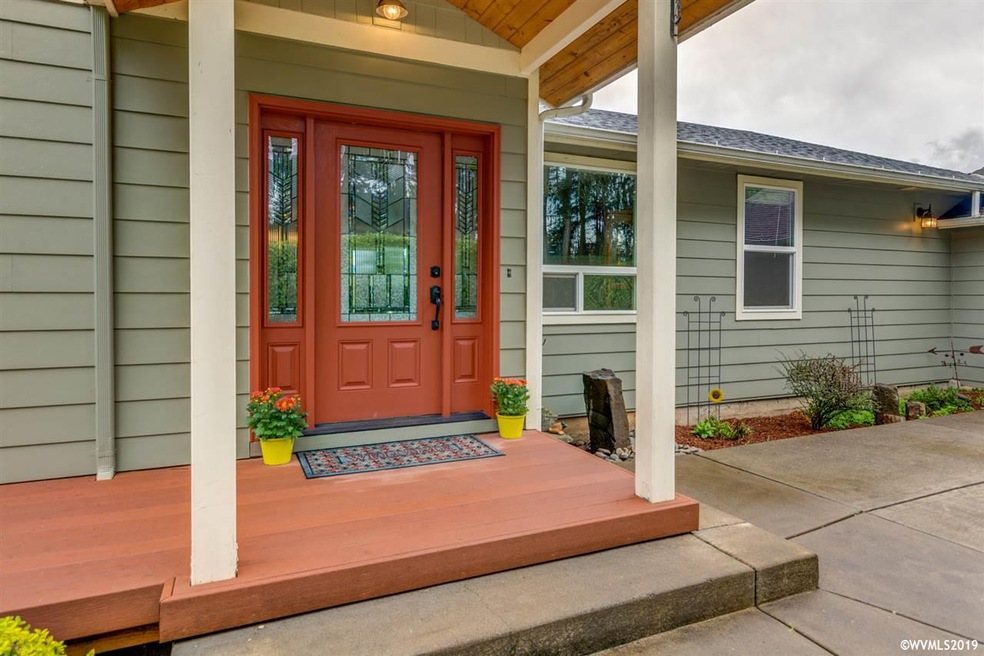 4460 Victor Point Rd NE, Silverton, OR 97381 - photo 1