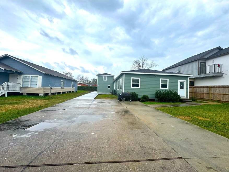 8704 Lanewood Dr unit A, Houston, TX 77016 - photo 1