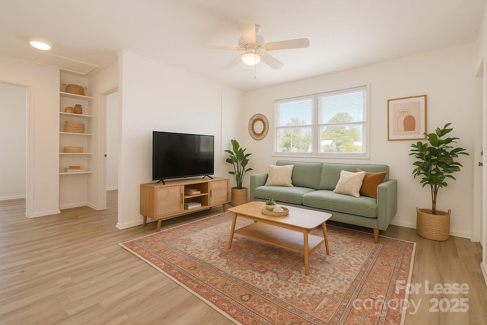 200 York St unit Q1, Chester, SC 29706 - photo 1