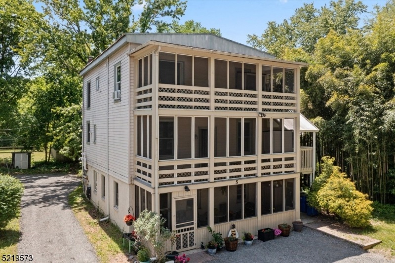 5 N Railroad Ave, Stockton, NJ 08559 - photo 1