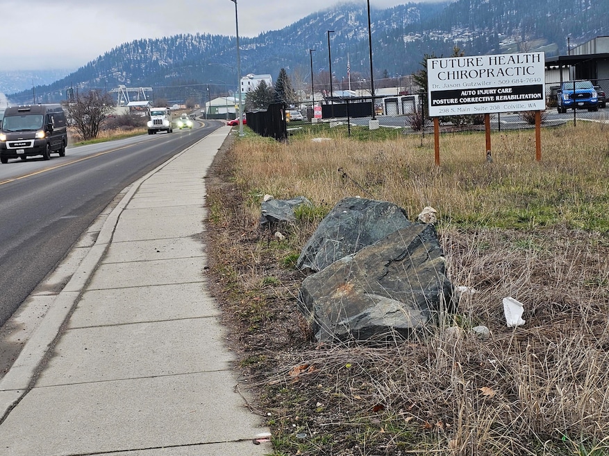 8XX S Washington St, Colville, WA 99114 - photo 1
