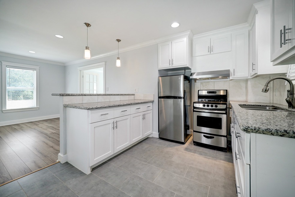 608 Cordell St unit G, Houston, TX 77009 - photo 1