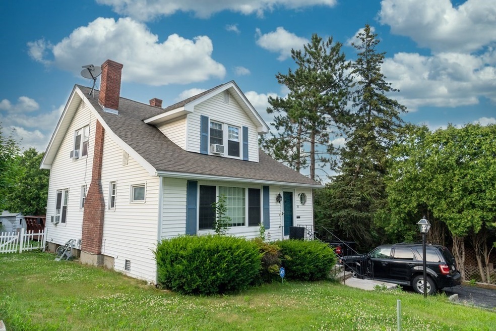 83 Heywood St, Worcester, MA 01604 - photo 1