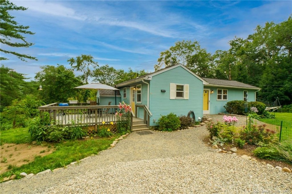 Welcome to 9 Rustic Way!