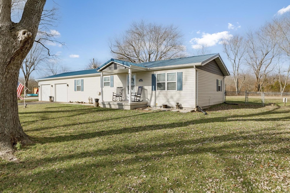 2654 3rd St, Farmington, MO 63640 - photo 1