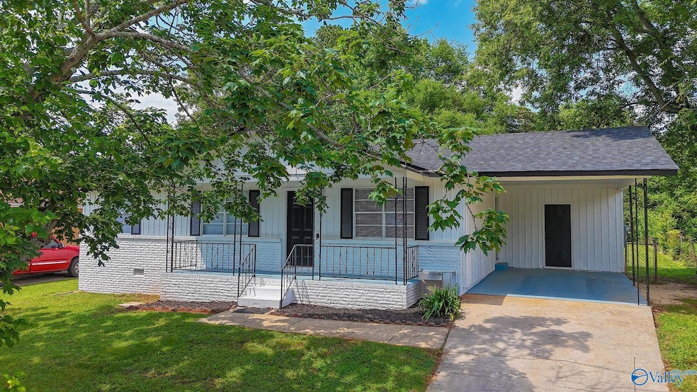 629 Dawson Terrace NW, Huntsville, AL 35811 - photo 1