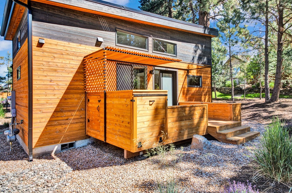 61304 SE Wizard Ln unit 10, Bend, OR 97702 - photo 1