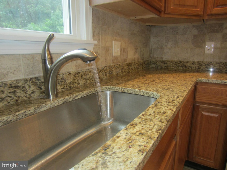 5901 Eurith Ave, Baltimore, MD 21206 - photo 1