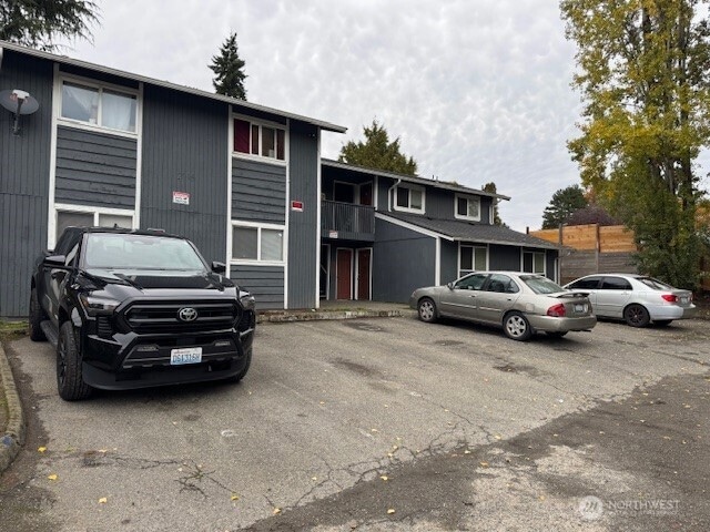 2716 S 258th Place, Kent, WA 98032 - photo 1