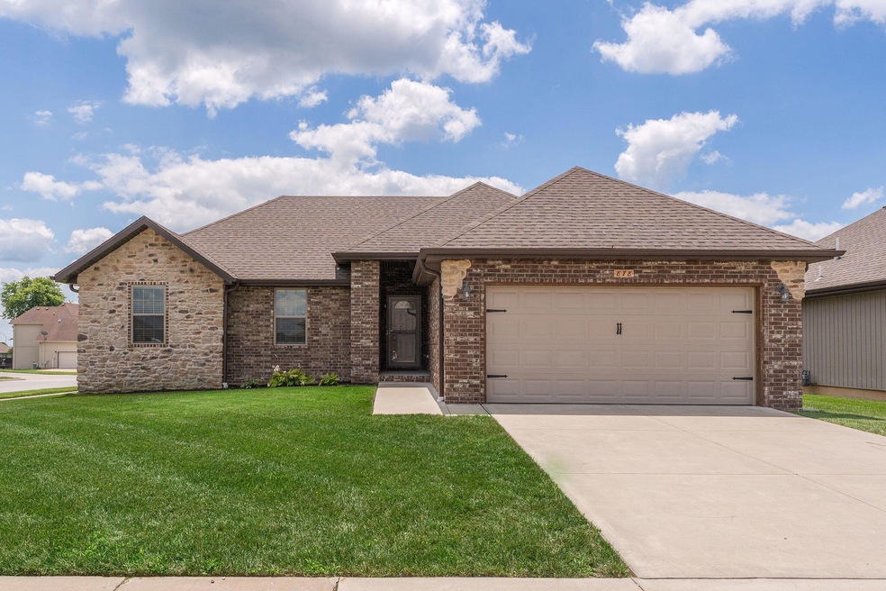 878 E Ozark Jubilee, Nixa, MO 65714 - photo 1