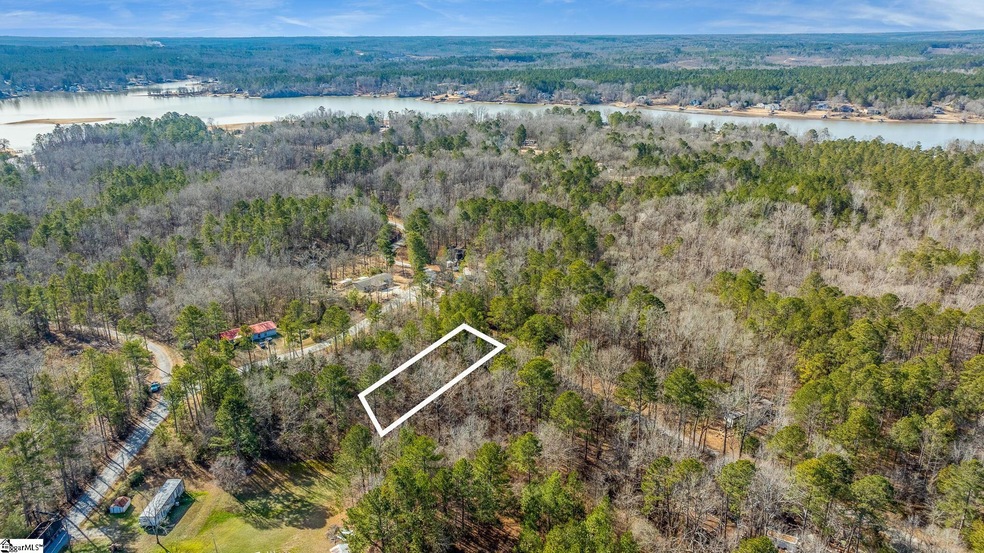 0 Barrett unit 1566911, Waterloo, SC 29384 - photo 1