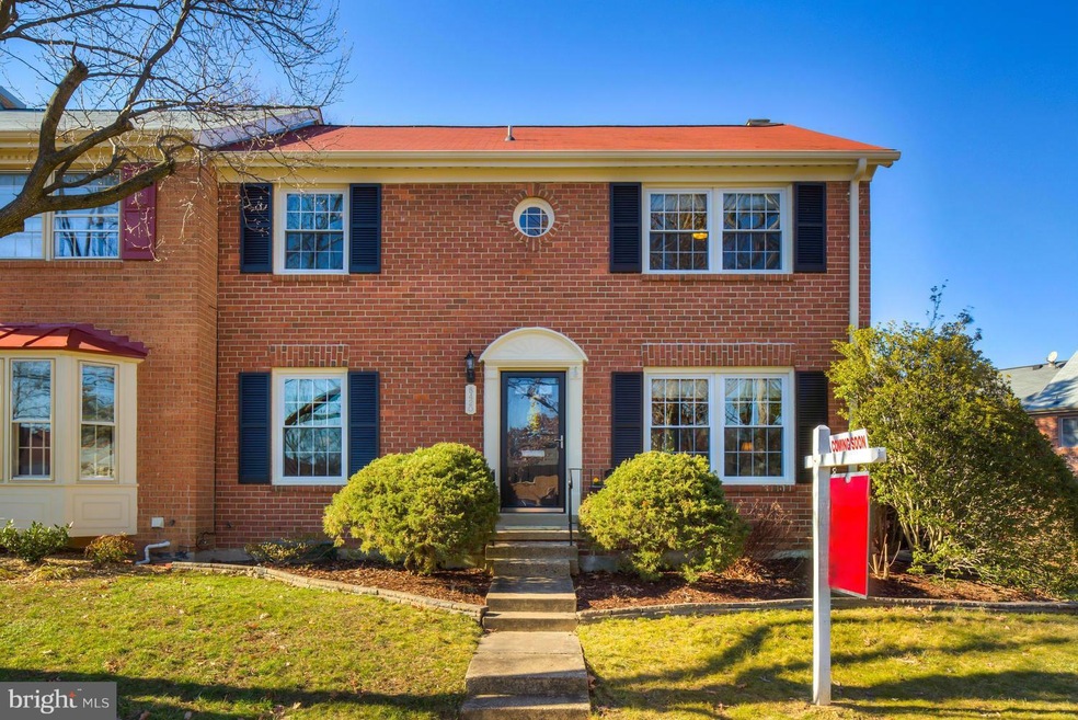 8420 Grenoble Ct, Springfield, VA 22152 - photo 1