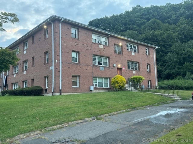 45 Donna Dr unit C8, New Haven, CT 06513 - photo 1