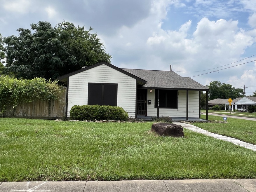 3602 Yellowstone Blvd, Houston, TX 77021 - photo 1