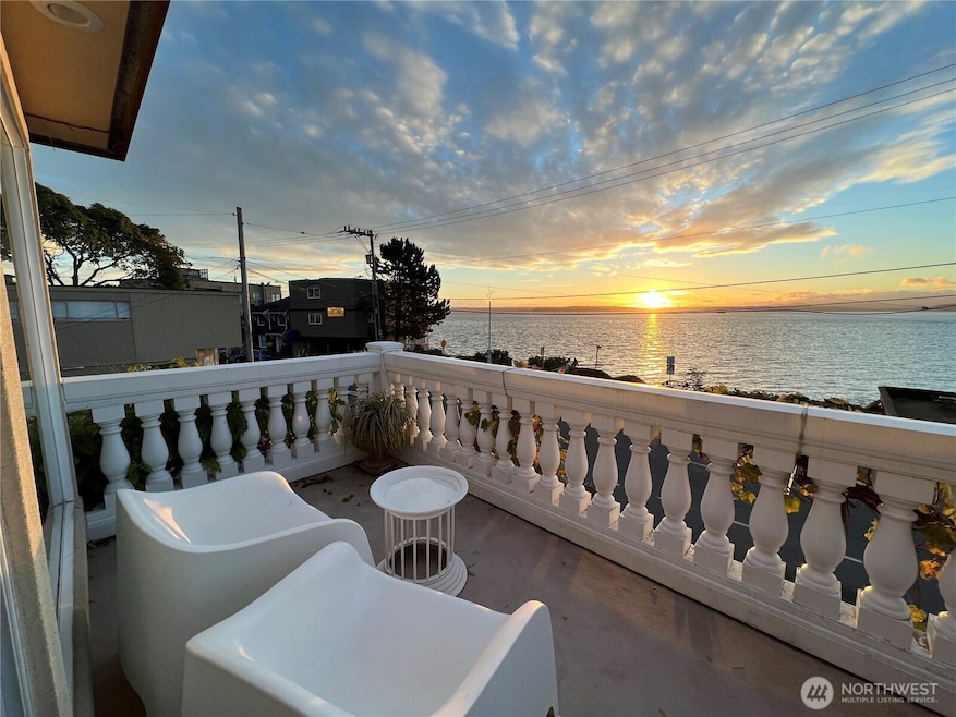 4030 Beach Dr SW, Seattle, WA 98116 - photo 1