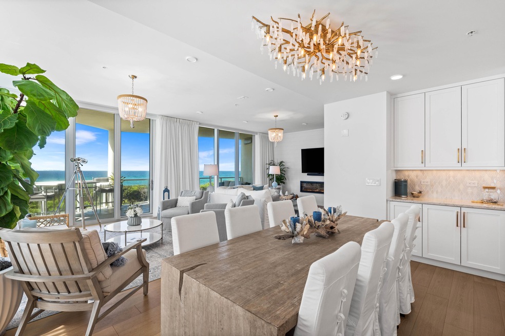 Living dining