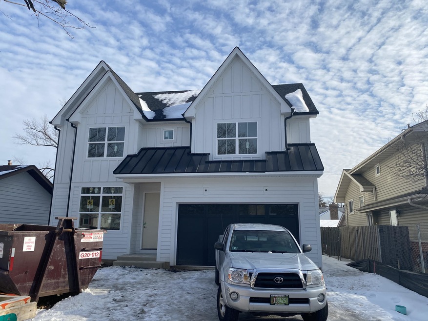 927 S Hawthorne Ave, Elmhurst, IL 60126 - photo 1