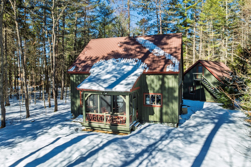 Sold $882,500