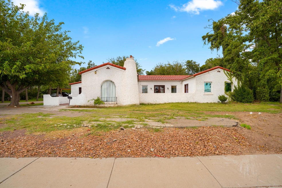 7524 N Loop Dr, El Paso, TX 79915 - photo 1