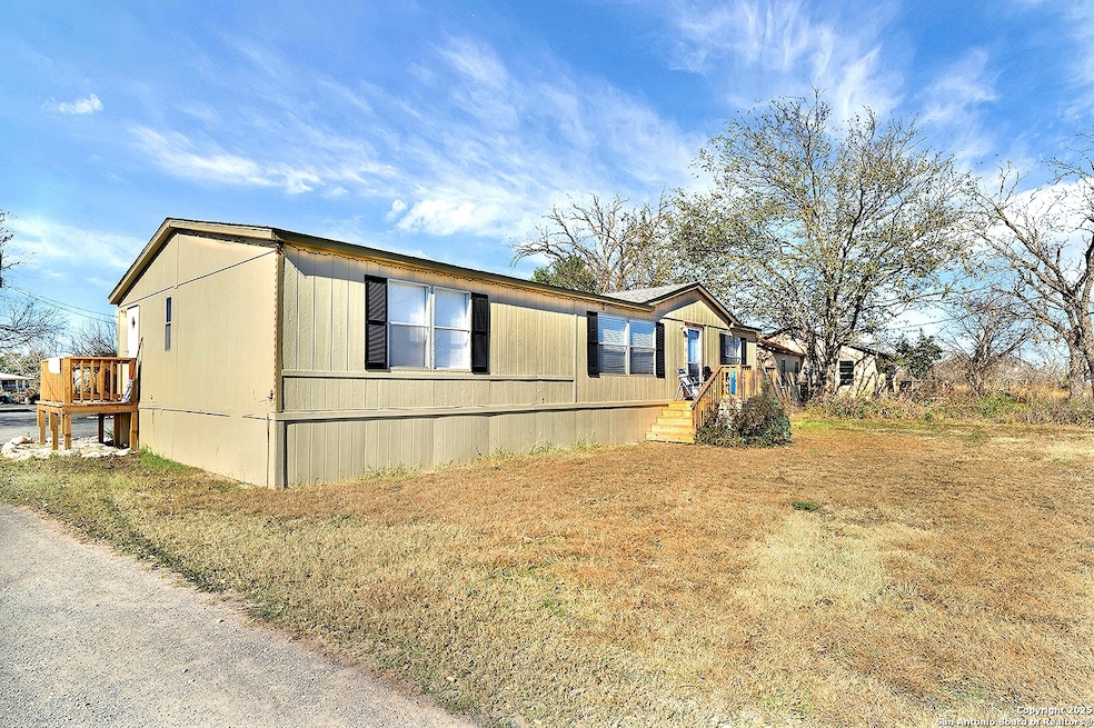 For Rent $1,200/month