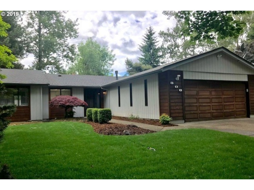 586 Rockwood St SE, Salem, OR 97306 - photo 1