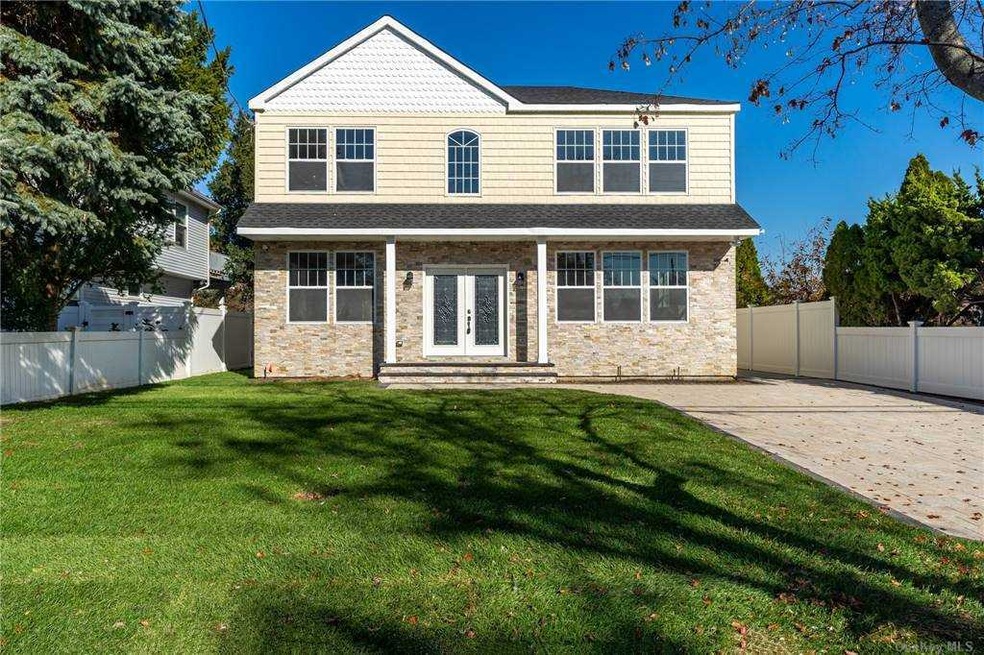 142 Harrison Ave, Bethpage, NY 11714 - photo 1