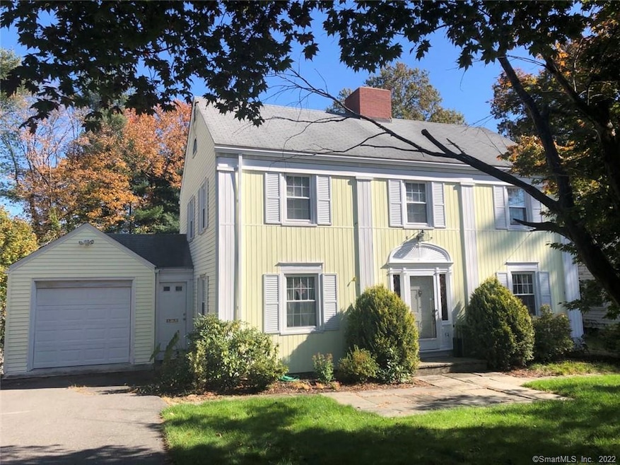 54 Blue Ridge Ln, West Hartford, CT 06117 - photo 1