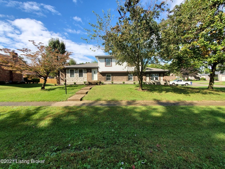 7304 Fieldstone Way, Louisville, KY 40291 - photo 1