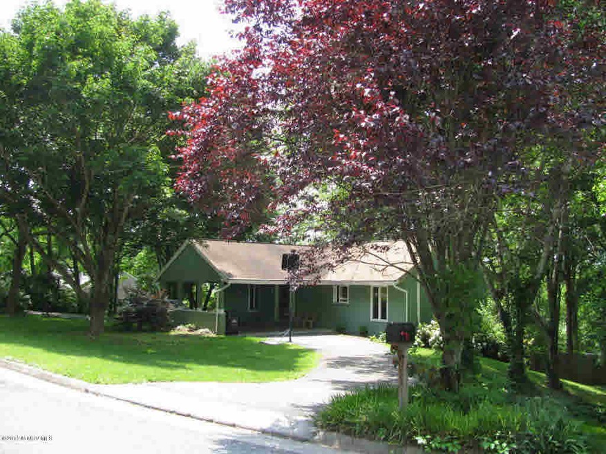 2011 Carroll Dr, Blacksburg, VA 24060 - photo 1